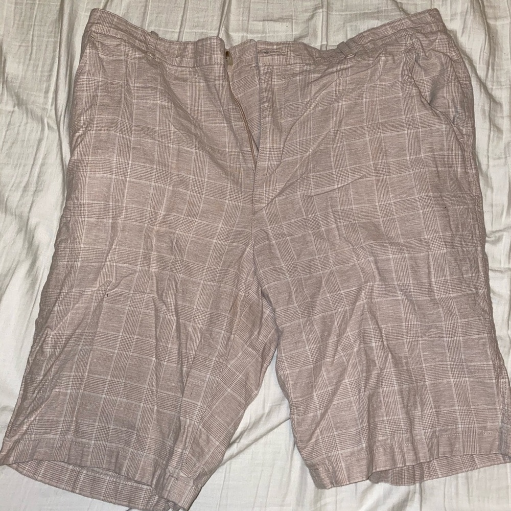 Perry Ellis Men’s Checkered Shorts